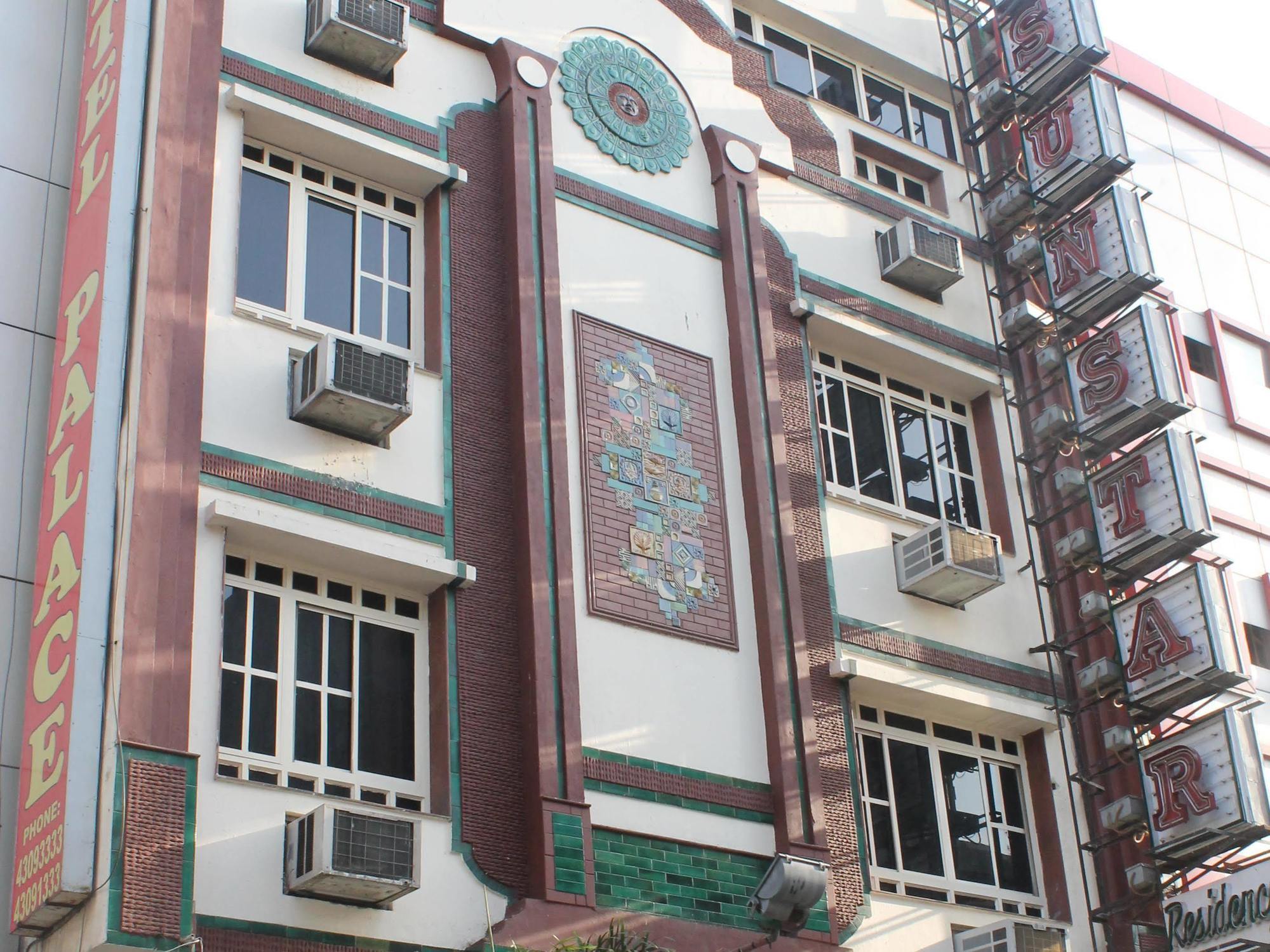 Hotel Sunstar Residency Delhi  Exteriör bild